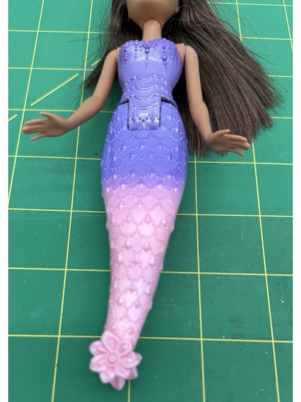 Moxie Girlz Magic Swim Mermaid Kellan Doll - Picture 4 of 8